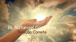 Posição Correta. Provérbios 3:5 Nova Versão Internacional - Português