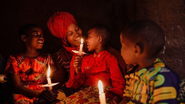 Scriptures and Hymns to Grow Your Joy This Christmas