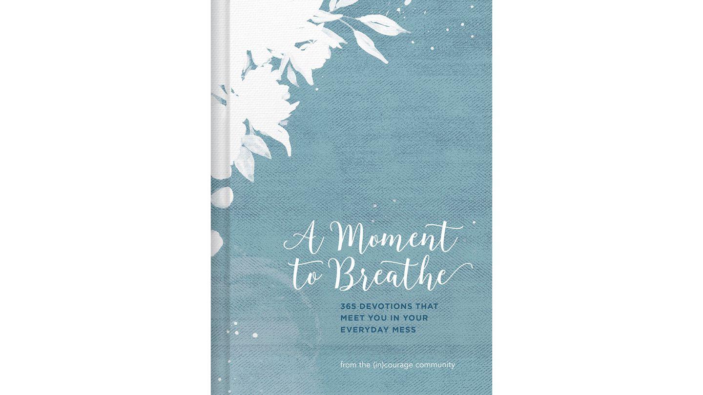 A Moment To Breathe - 5 Day Devotions That Meet You In Your Everyday Mess  Ա Տիմոթեոսին 2:5 Նոր վերանայված Արարատ Աստվածաշունչ