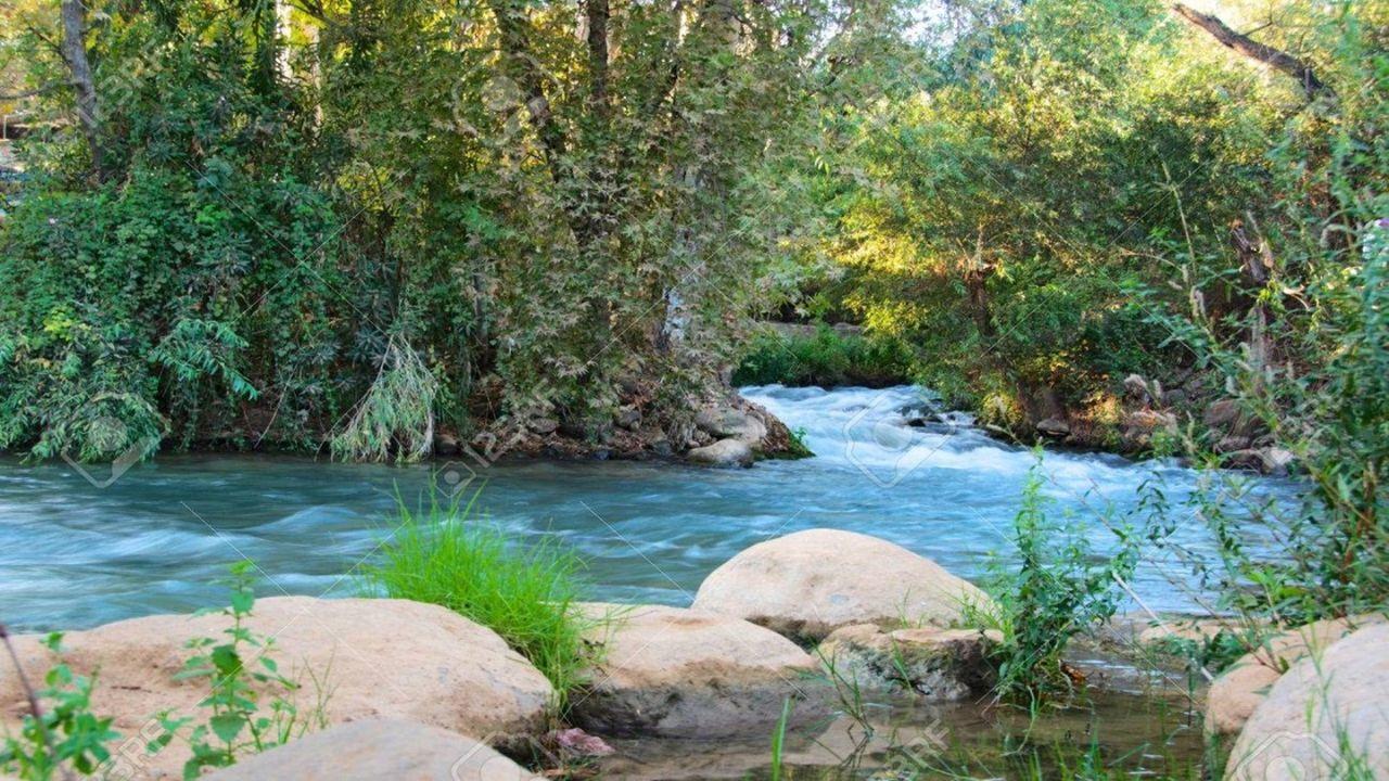 Salmo 46: Dios Es Nuestro Amparo Y Nuestra Fortaleza
