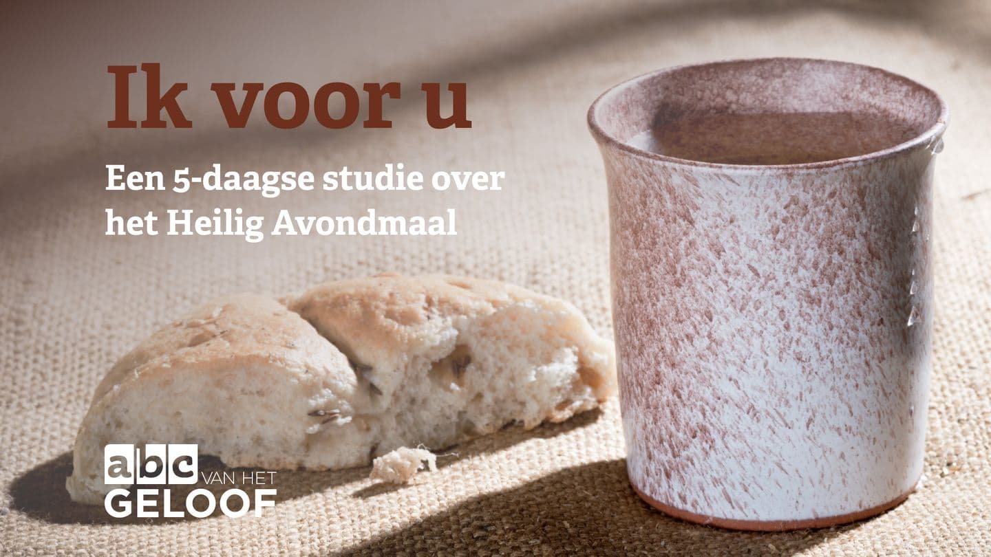 Ik voor u. Een 5-daagse studie over het Heilig Avondmaal Matìyò 26:26 The New Testament in the Babanki language