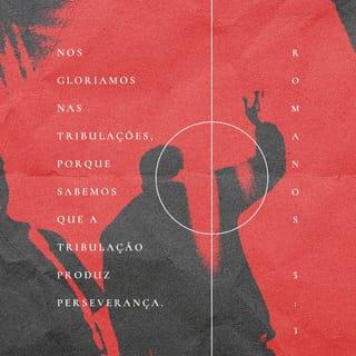 Romanos 5:5-8 - E a esperança não nos decepciona, porque Deus derramou seu amor em nossos corações, por meio do Espírito Santo que ele nos deu.
Quando estávamos totalmente desamparados, Cristo veio na hora certa e morreu pelos pecadores. Mesmo que fôssemos justos, realmente não esperaríamos que alguém morresse por nós, embora alguém tivesse coragem de morrer por uma pessoa boa. Deus, no entanto, mostrou seu grande amor por nós, enviando Cristo para morrer por nós enquanto ainda éramos pecadores.