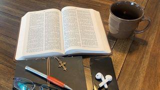 تحدي نحميا لقراءة الكتاب المقدس في 52 يوم